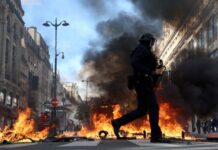 France Protests: 5.5 Lakh March as School Anger and Rising Prices Spark Nationwide Unrest